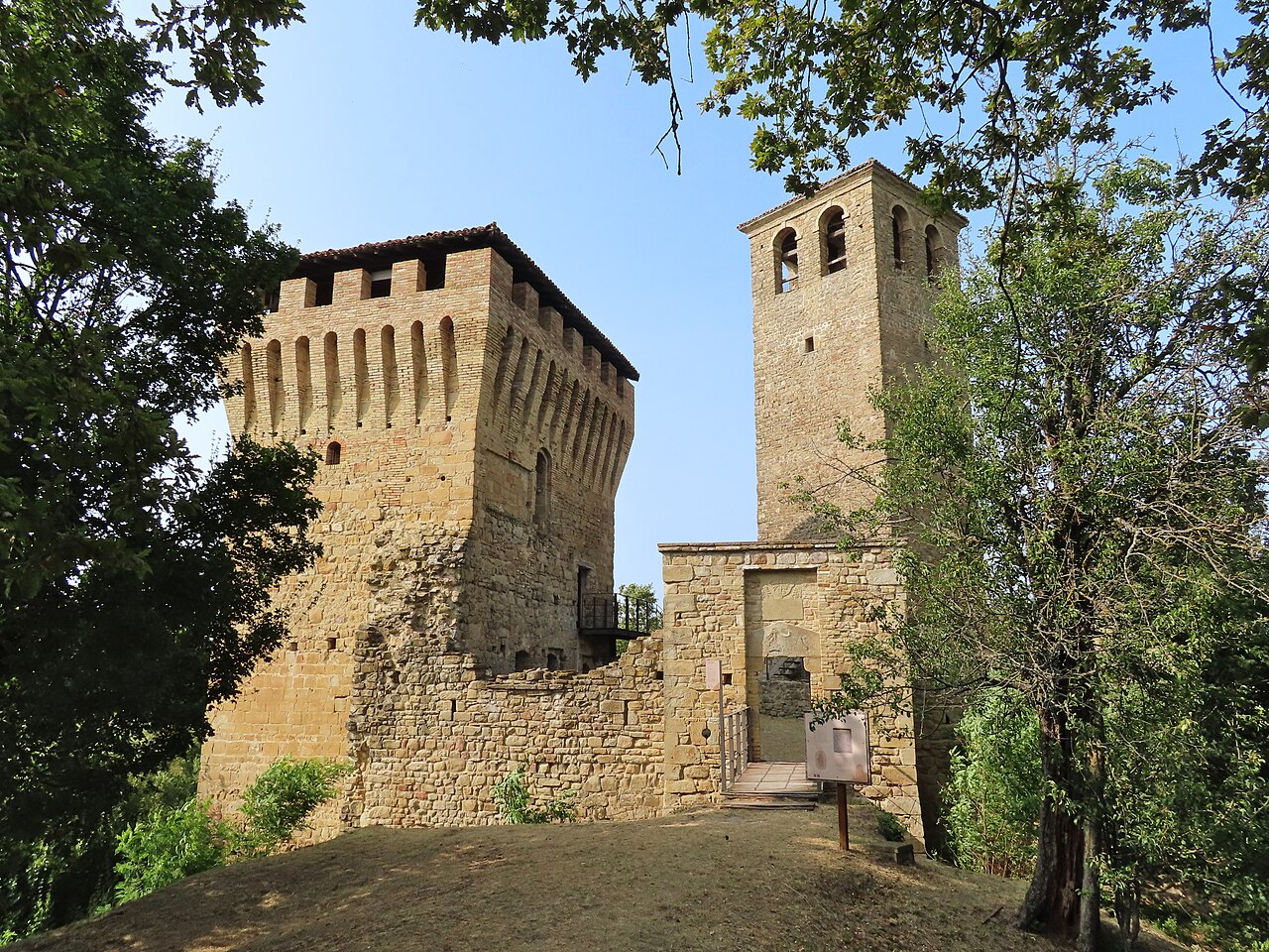 Castello di Sarzano